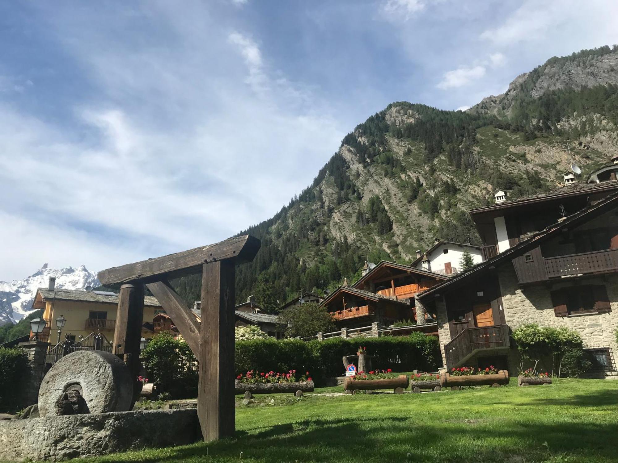 Hameau De Jadis Διαμέρισμα Pré-Saint-Didier Εξωτερικό φωτογραφία